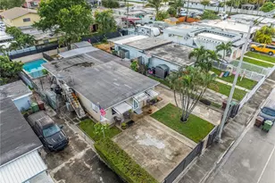 940 E 21st St, Hialeah, FL 33013 - Photo 22