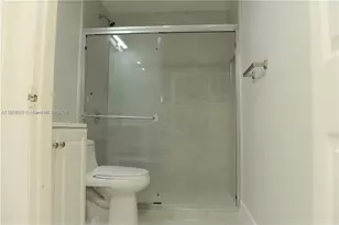 6540 NW 114th Ave, Doral, FL 33178 - Photo 20