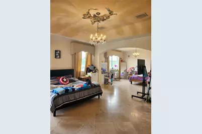 18031 NW 87th Ct, Hialeah, FL 33018 - Photo 18