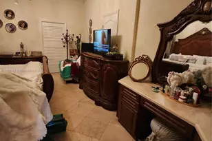 18031 NW 87th Ct, Hialeah, FL 33018 - Photo 32