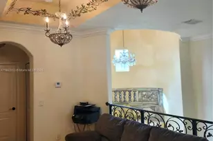 18031 NW 87th Ct, Hialeah, FL 33018 - Photo 6