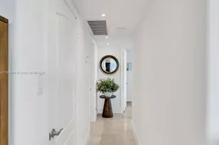 7135 Collins Ave, Miami Beach, FL 33141 - Photo 14