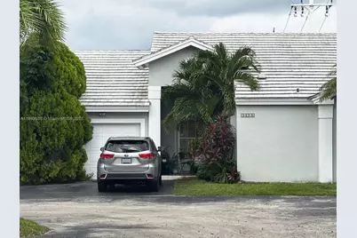 11216 SW 63rd Ter, Miami, FL 33173 - Photo 2