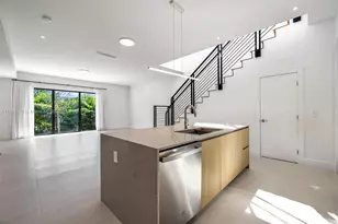 3300 SW 27th Terrace, Miami, FL 33133 - Photo 18