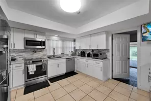 311 NW 201st St, Miami Gardens, FL 33169 - Photo 10