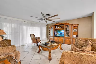 311 NW 201st St, Miami Gardens, FL 33169 - Photo 2