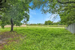 311 NW 201st St, Miami Gardens, FL 33169 - Photo 26