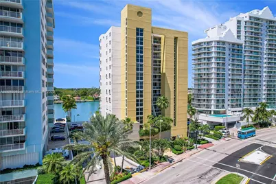 5880 Collins Ave #403, Miami Beach, FL 33140 - Photo 28