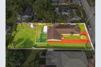 8820 SW 27th St, Miami, FL 33165 - Photo 2