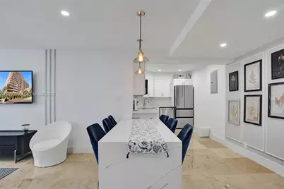 5225 Collins Ave #1411, Miami Beach, FL 33140 - Photo 6