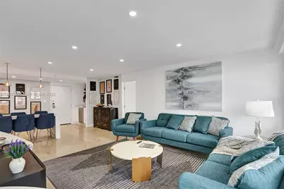 5225 Collins Ave #1411, Miami Beach, FL 33140 - Photo 2