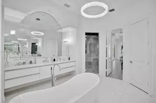 1516 Island Blvd, Aventura, FL 33160 - Photo 70