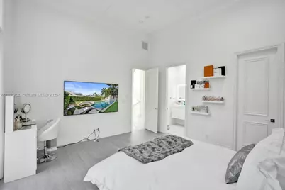 1516 Island Blvd, Aventura, FL 33160 - Photo 48