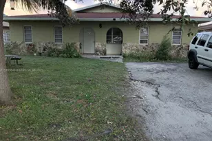 4610 SW 43rd Terrace, Dania Beach, FL 33314 - Photo 1