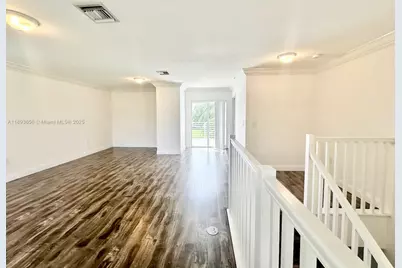 813 SE 18th Ct, Fort Lauderdale, FL 33316 - Photo 40