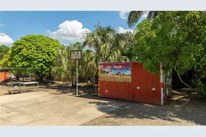 19501 SW 236th St, Homestead, FL 33031 - Photo 52