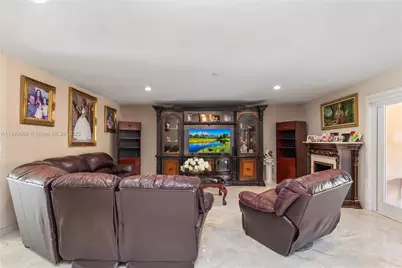 19501 SW 236th St, Homestead, FL 33031 - Photo 8