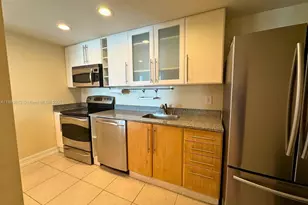 275 NE 18th St, Miami, FL 33132 - Photo 4