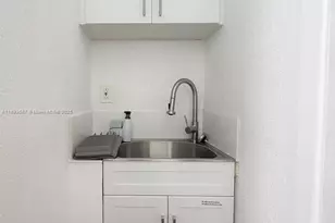 11301 Quail Roost Dr, Miami, FL 33157 - Photo 20