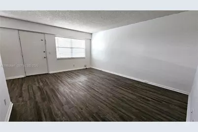 13450 SW 3rd St #415D, Pembroke Pines, FL 33027 - Photo 1