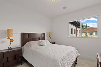16763 NW 77th Path, Miami Lakes, FL 33016 - Photo 44