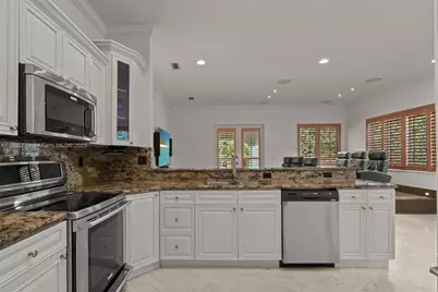 16763 NW 77th Path, Miami Lakes, FL 33016 - Photo 24
