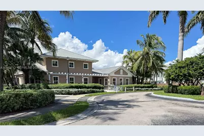 10742 NW 74th Ln, Doral, FL 33178 - Photo 38