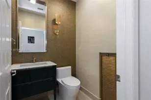 10742 NW 74th Ln, Doral, FL 33178 - Photo 10