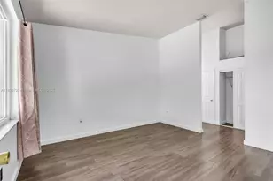 6713 NW 188th Terrace, Hialeah, FL 33015 - Photo 14