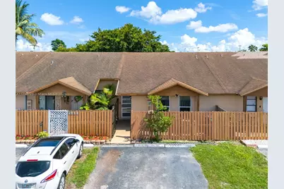 6713 NW 188th Ter #6713, Hialeah, FL 33015 - Photo 1