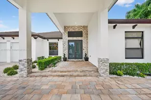 19200 Belview Dr, Cutler Bay, FL 33157 - Photo 6