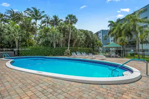 1445 Atlantic Shores Blvd, Hallandale Beach, FL 33009 - Photo 18