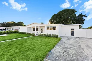 19320 NW 37th Ave, Miami Gardens, FL 33056 - Photo 4