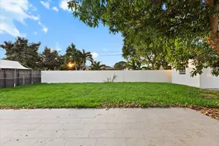 19320 NW 37th Ave, Miami Gardens, FL 33056 - Photo 36