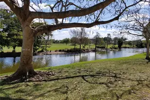 13090 Vista Isles Dr, Sunrise, FL 33325 - Photo 12