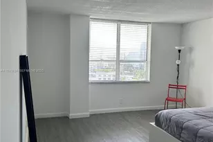 1800 Collins Ave, Miami Beach, FL 33139 - Photo 16