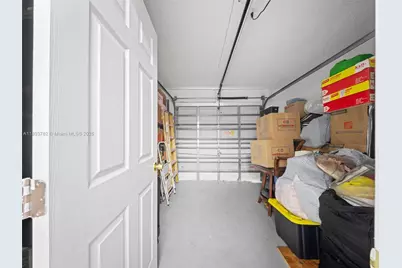 7486 SW 162 Ct, Miami, FL 33193 - Photo 32