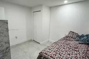 1102 NW 103rd St, Miami, FL 33150 - Photo 14