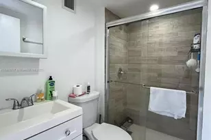 1102 NW 103rd St, Miami, FL 33150 - Photo 6