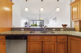 251 Crandon Blvd, Key Biscayne, FL 33149 - Photo 10