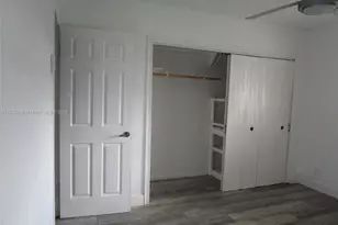 8101 SW 24th Ct, Davie, FL 33324 - Photo 22