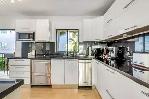 10090 Bay Harbor Terrace, Bay Harbor Islands, FL 33154 - Photo 2