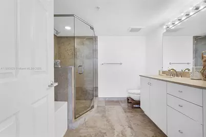 3232 SW 22nd Ter #1703, Miami, FL 33145 - Photo 8