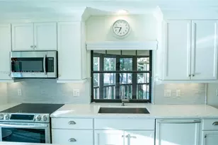 17081 Waterbend Dr, Jupiter, FL 33477 - Photo 8