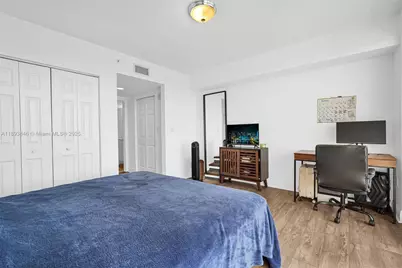 3232 SW 22nd Ter #1703, Miami, FL 33145 - Photo 6