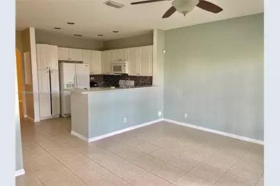 2904 NW 33rd Ter, Lauderdale Lakes, FL 33311 - Photo 2