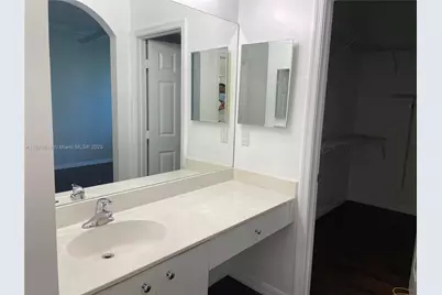 2904 NW 33rd Ter, Lauderdale Lakes, FL 33311 - Photo 10