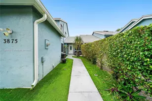 3875 Island Club W, Lantana, FL 33462 - Photo 4