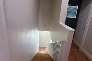 1350 Sorrento Dr, Weston, FL 33326 - Photo 18