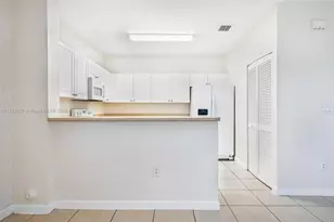 2884 SE 2nd Dr, Homestead, FL 33033 - Photo 4